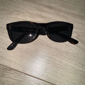 Ray Ban Tortoise Shell Sunglasses